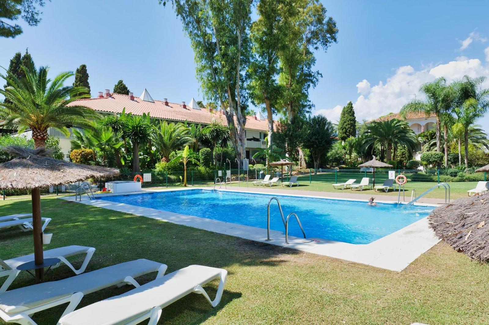 Suite Puerto Banus Con Piscina Марбелья Экстерьер фото