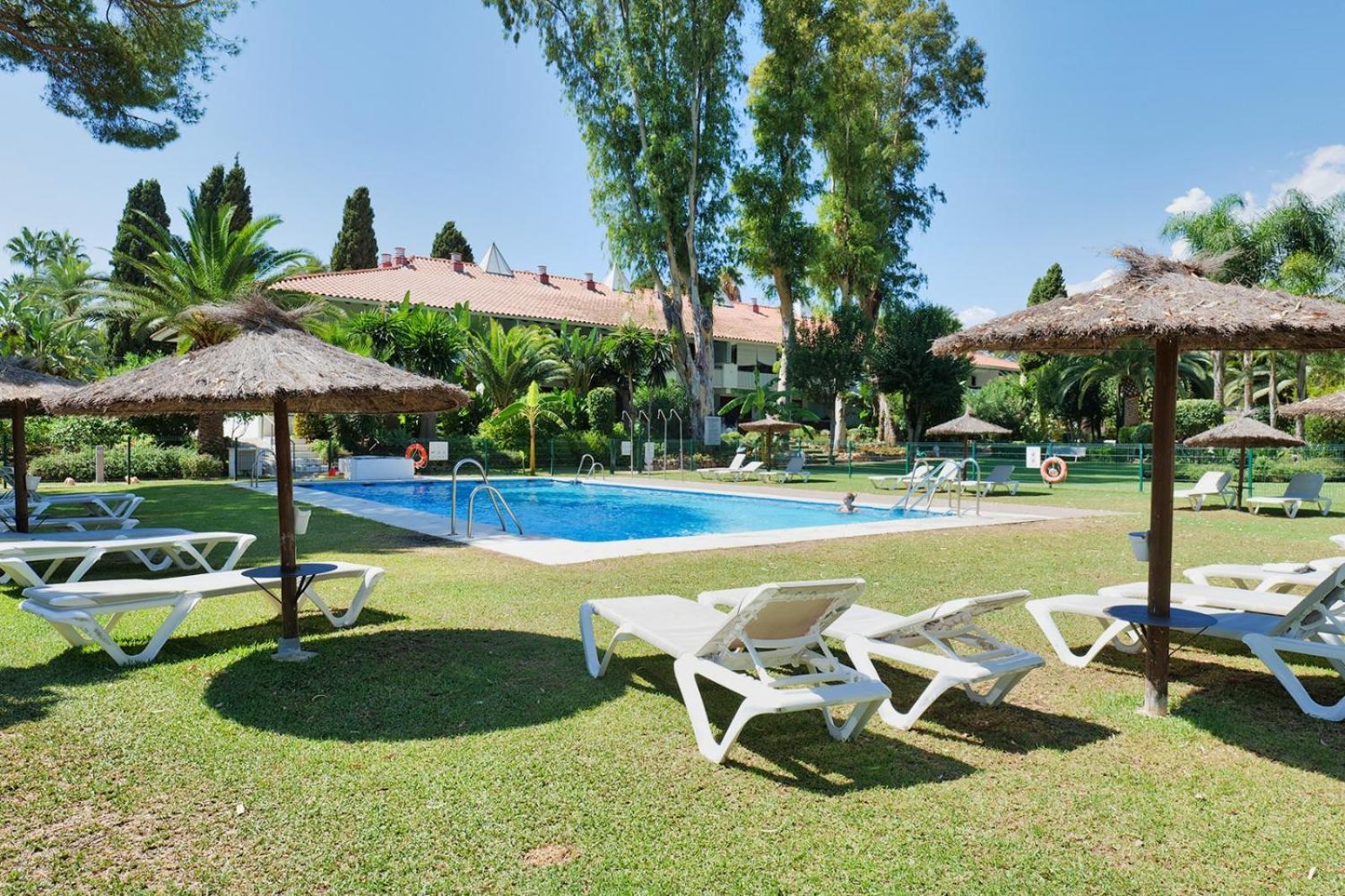 Suite Puerto Banus Con Piscina Марбелья Экстерьер фото